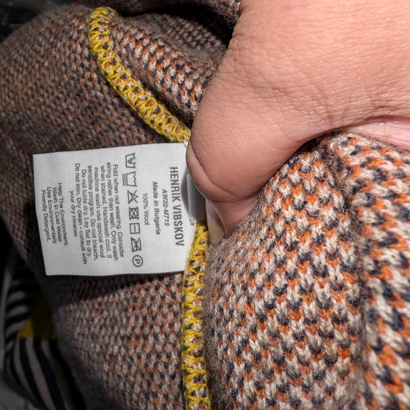 Henrik Vibskov paper plane round neck brown - Picture 4 of 7